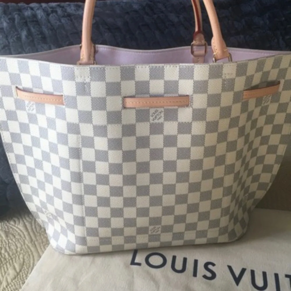 🌸💯Authentic LOuis Vuitton Girolata Bag & Emilie Wallet Bundle in Damier Azur🌸 - Picture 5 of 16